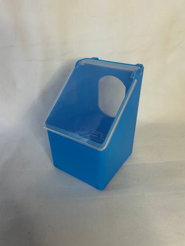 Hanging Feeder with Lid - Image 4